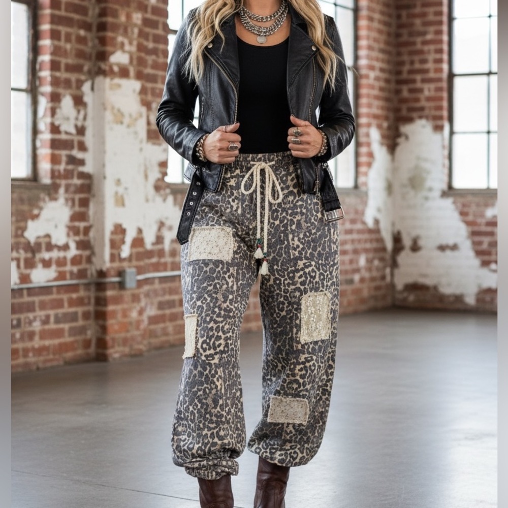 NWT POL Leopard Animal Cheetah Print Patchwork Floral Crochet Patch Jogger Pants - Picture 12 of 12